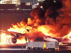 Pesawat Penjaga Pantai Jepang yang Tabrakan Belum Diizinkan Lepas Landas