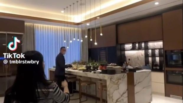 Rumah Valencia Tanoe dan Kevin Sanjaya