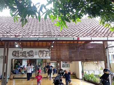 Mengintip Sanggar Seni Kinanti Sekar, Ada Puluhan Kelas Berkesenian untuk Anak-Dewasa
