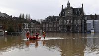 Banjir Rendam Arques Prancis