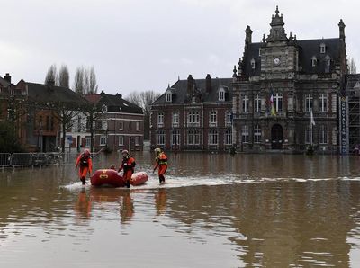 Banjir Rendam Arques Prancis