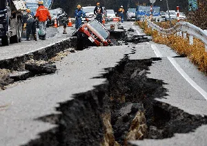 Bingkai Sepekan: Air Mata Duka di Balik Gempita Pesta Cahaya Bingkai Sepekan: Air Mata Duka di Balik Gempita Pesta Cahaya