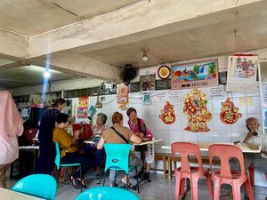 Pembeli Ini Diusir dari Kopitiam Karena Pesan Minuman Dibawa Pulang