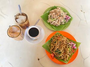 Di Kopitiam Ini Bisa Sarapan Kwetiau hingga Mie Goreng Medan Di Kopitiam Ini Bisa Sarapan Kwetiau hingga Mie Goreng Medan