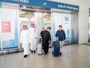 Jemaah Umrah Gratis dari Raja Salman Mulai Tiba di Madinah Jemaah Umrah Gratis dari Raja Salman Mulai Tiba di Madinah