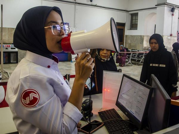 KAI Lakukan Penyesuaian Jadwal Keberangkatan Imbas Tabrakan Kereta