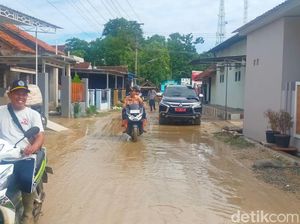 Banjir di Ketanggungan Brebes Surut, Pengungsi Pulang-Sekolah Libur Banjir di Ketanggungan Brebes Surut, Pengungsi Pulang-Sekolah Libur