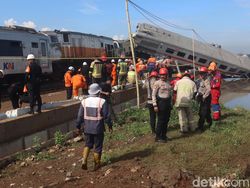 3 Korban Luka Tabrakan KA Turangga vs Commuter Warga Gresik dan Sidoarjo