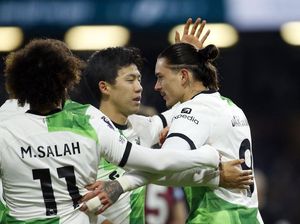 Kelakar Klopp: Semoga Salah dan Endo Out di Fase Grup