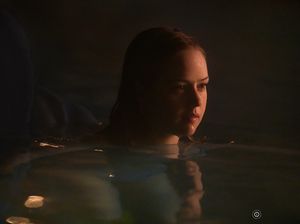 Apakah Setan Bisa Berenang?