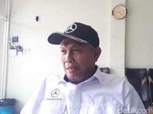 Bos PO Haryanto Bantah Busnya Kabur Usai Seruduk Pajero Bos PO Haryanto Bantah Busnya Kabur Usai Seruduk Pajero