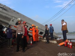 Adu Banteng Kereta di Bandung, 2 Perjalanan KA dari Stasiun Gubeng Dialihkan