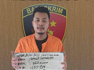 Seorang Pria Curi Kartu ATM Temannya, Uang Rp 50 Juta untuk Judi Online Seorang Pria Curi Kartu ATM Temannya, Uang Rp 50 Juta untuk Judi Online