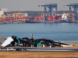 Bandara Jepang Perketat Protokol Lalu Lintas Udara Usai Kecelakaan Pesawat JAL