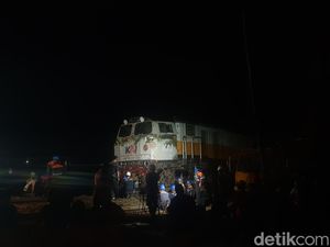 Semua Gerbong KA Turangga Selesai Dievakuasi ke Stasiun Cicalengka Semua Gerbong KA Turangga Selesai Dievakuasi ke Stasiun Cicalengka
