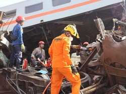 Data Terkini Kecelakaan KA Turangga Vs KA Lokal Bandung Raya: 28 Korban Luka