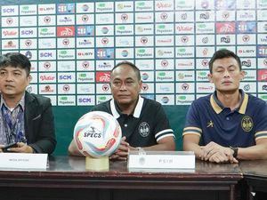 Bek PSIM Pede Lawan Semen Padang: Fisik, Taktik, Mental Kita Siap Bek PSIM Pede Lawan Semen Padang: Fisik, Taktik, Mental Kita Siap