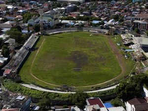 Stadion Gelora Kie Raha Ternate Direnovasi
