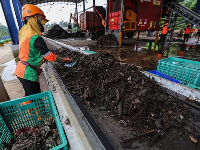 Begini Penampakan Saringan Sampah Ciliwung di TB Simatupang