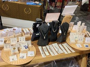 Top! Perhiasan dari Limbah Ini Sudah Terbang ke Swedia Hingga Puerto Rico