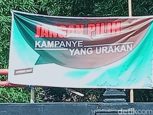 Spanduk Jangan Pilih Kampanye Urakan Muncul di Jalan Jogja-Solo