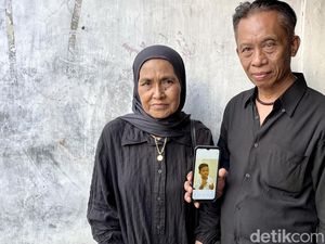 Pilu Syarif Saat Tahu Cucu Kesayangannya Hanyut di Gorong-gorong Pilu Syarif Saat Tahu Cucu Kesayangannya Hanyut di Gorong-gorong