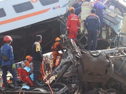 3 Orang Tewas Akibat Tabrakan KA Turangga-KA Lokal Bandung, Termasuk Masinis