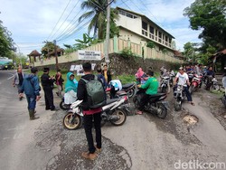 Gaduh Warga Banyuroto Demo Tuding Pamong Tak Netral di Pemilu