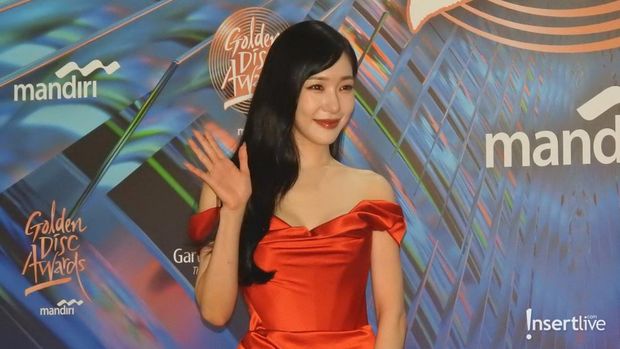14 Potret Red Carpet Golden Disc Awards 2024, NewJeans hingga Cha Eun Woo