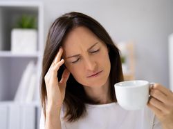 5 Tips Kurangi Rasa Gelisah dan Cemas Efek Minum Kopi