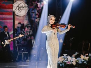 Cerita Alma Konsisten Tekuni Biola hingga Berpenghasilan di Usia Belasan Cerita Alma Konsisten Tekuni Biola hingga Berpenghasilan di Usia Belasan