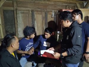 5 Fakta Trauma Mendalam Ibu Asal Bekasi yang Diperkosa 2 Pria di Kediri 5 Fakta Trauma Mendalam Ibu Asal Bekasi yang Diperkosa 2 Pria di Kediri