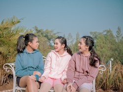 Svaragita Bawa Cerita Erat Persahabatan di Single Bestie Forever