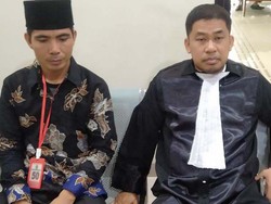 Sesal Guru Honorer Pukul Siswa Pakai Rotan, Dituntut 10 Bulan Penjara