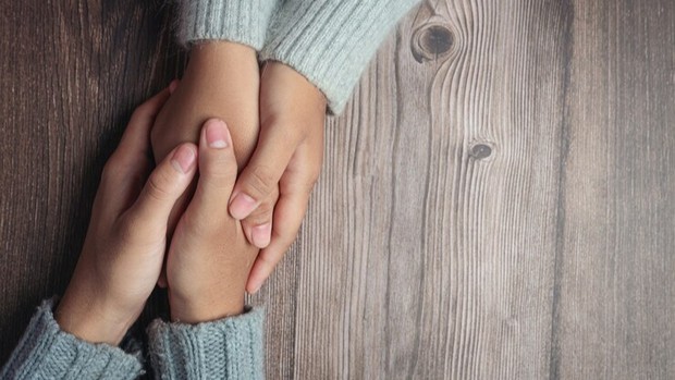 Ilustrasi memaafkan/Foto: Freepik.com/jcomp Ragam hal yang perlu dilakukan sebelum memaafkan seseorang