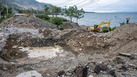 Jembatan Amblas di Jalur Trans Sulawesi Mulai Diperbaiki