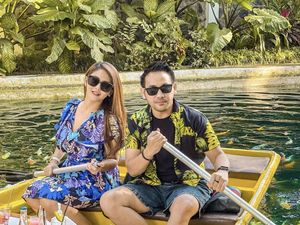 Keseruan Jenita Janet Saat Makan Malam dan Sarapan di Perahu