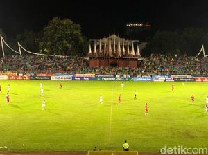 Ditahan Imbang PSIM, Pelatih Semen Padang Akui Tim Kesulitan Bermain Malam