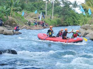 Bermain Arung Jeram di Danau Ranau, Informasi Lokasi, Harga hingga Fasilitas