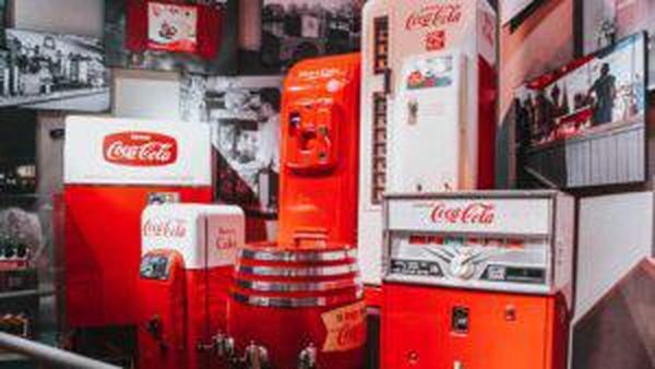 Seru! Di Museum Coca Cola Bisa Minum Soda Sepuasnya