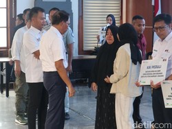 Janji KAI Tanggung Pendidikan Anak Korban Tabrakan KA di Cicalengka