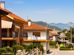 Yakin Mau Beli Rumah di 5 Lokasi Ini? Sebaiknya Jangan Deh!