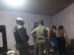 Warung Pangku Masih Marak di Gresik, Satpol PP Amankan Miras dan Pramusaji