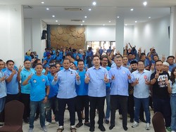 Dekati Pedagang, Relawan Prabowo-Gibran Cilegon Targetkan Menang 1 Putaran