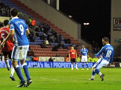Jumpa MU, Manajer Wigan Nostalgia Gol Indah ke Gawang De Gea