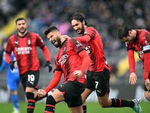 Top! Milan Akhirnya Buka Puasa di Kandang Lawan Top! Milan Akhirnya Buka Puasa di Kandang Lawan