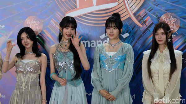 Adu Gaya Artis KPop di Red Carpet GDA 2024, NewJeans Hingga IVE
