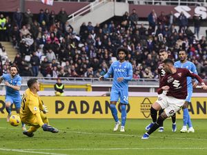 Torino Vs Napoli: Partenopei Takluk 0-3