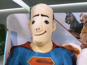 10 Desain Mainan Anak yang Gagal, Tampak Aneh dan menyeramkan