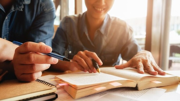 6 Tanda Kecerdasan yang Bisa Mengintimidasi Orang Lain